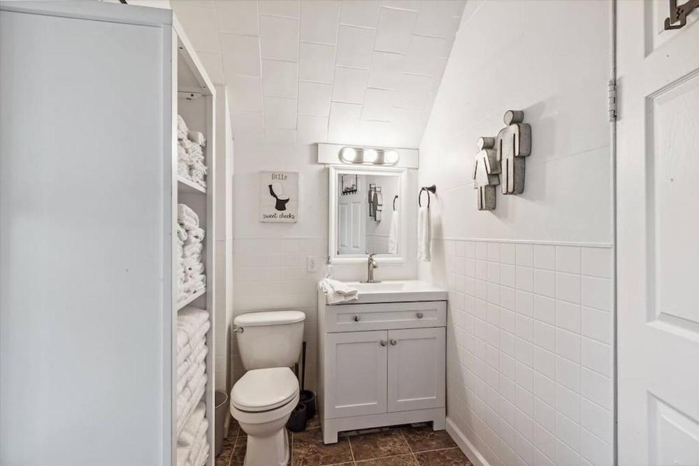 White House Bungalow